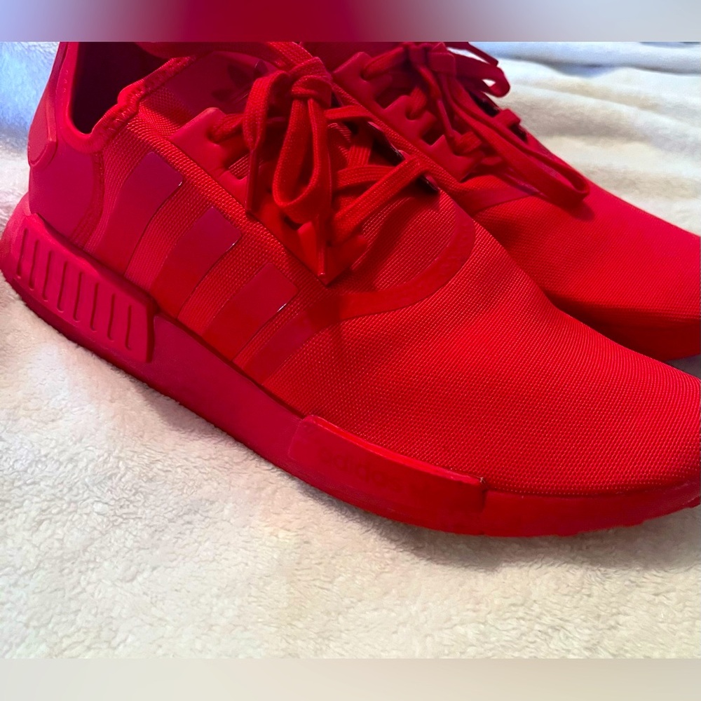 Adidas NMD_R1 Scarlet Red Sneakers